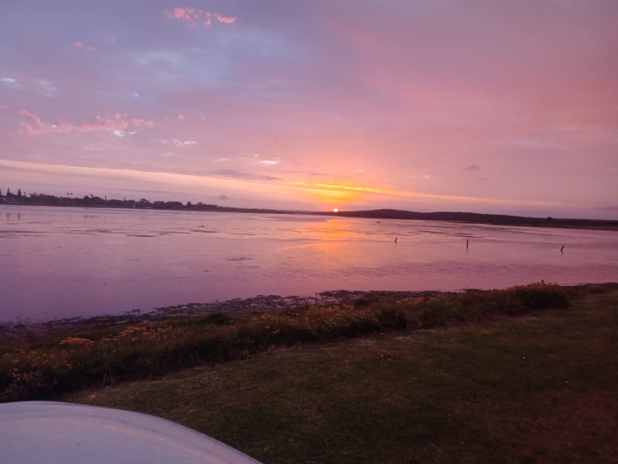 Commercial Property for Sale in Paradise Beach Eastern Cape